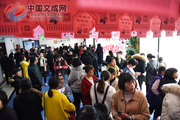 猜成语舞龙_舞龙舞狮图片(2)