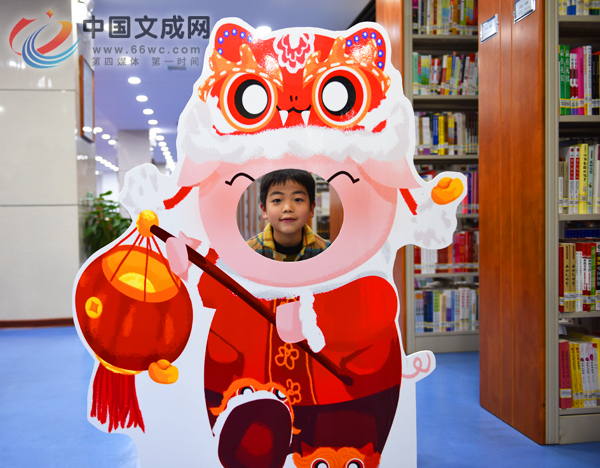 猜成语舞龙_舞龙舞狮图片(2)